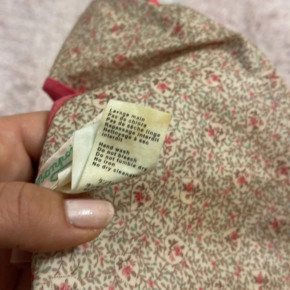 Bonpoint bi-resine and cotton bib liberty fabric